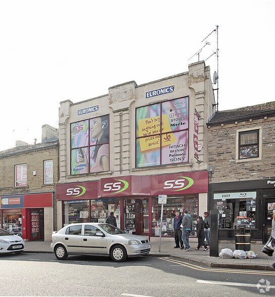 56 James St, Bradford for sale - Primary Photo - Image 1 of 1