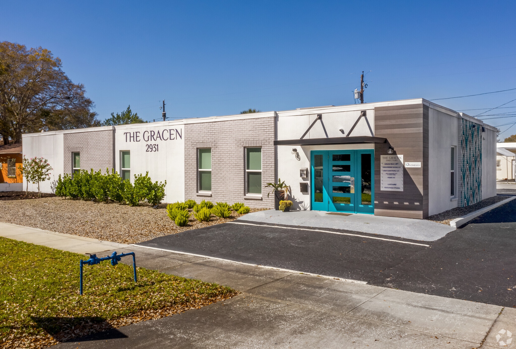 2931 1st Ave S, Saint Petersburg, FL to rent Primary Photo- Image 1 of 14