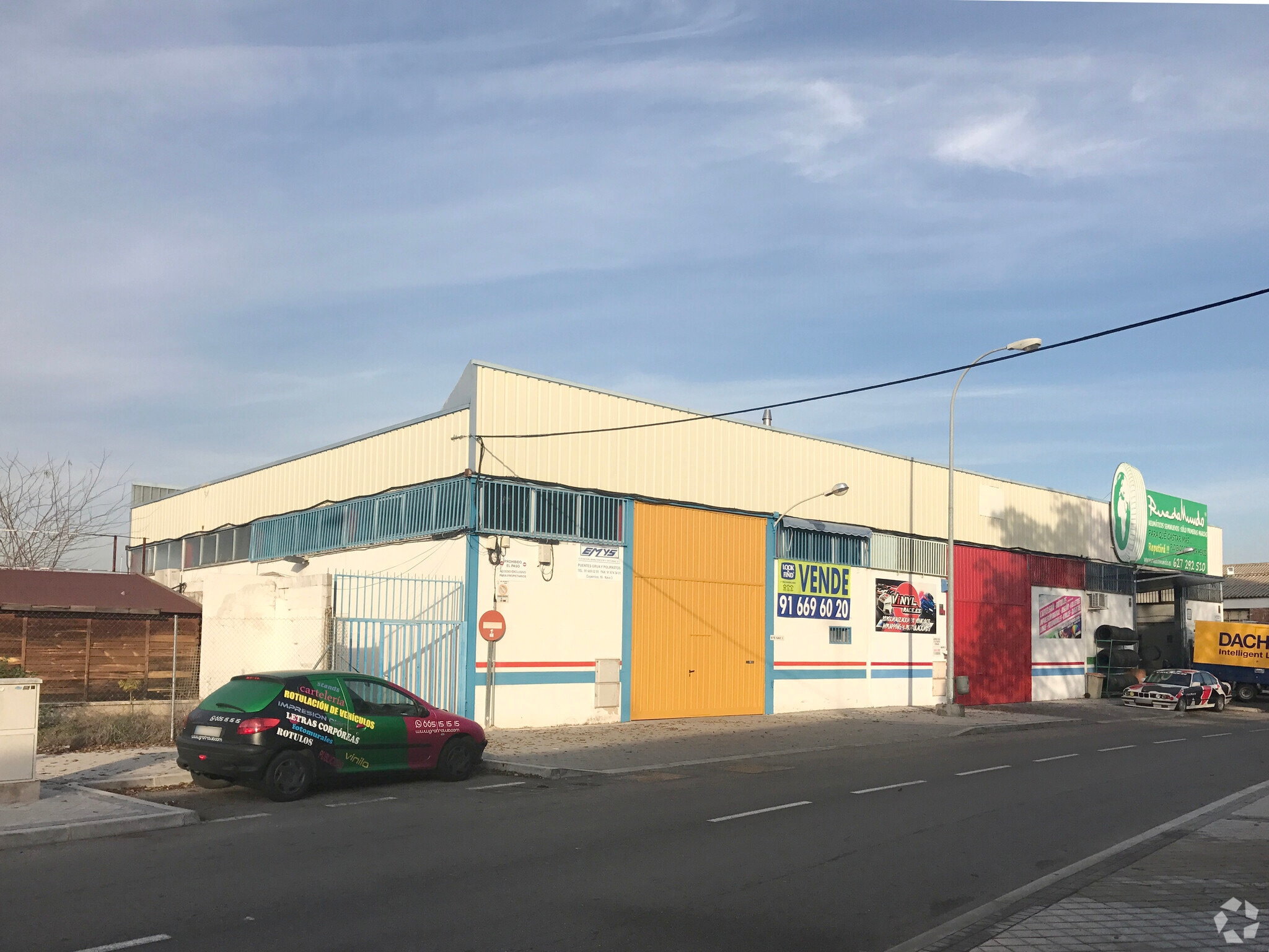Industrial in Coslada, Madrid for sale Primary Photo- Image 1 of 1