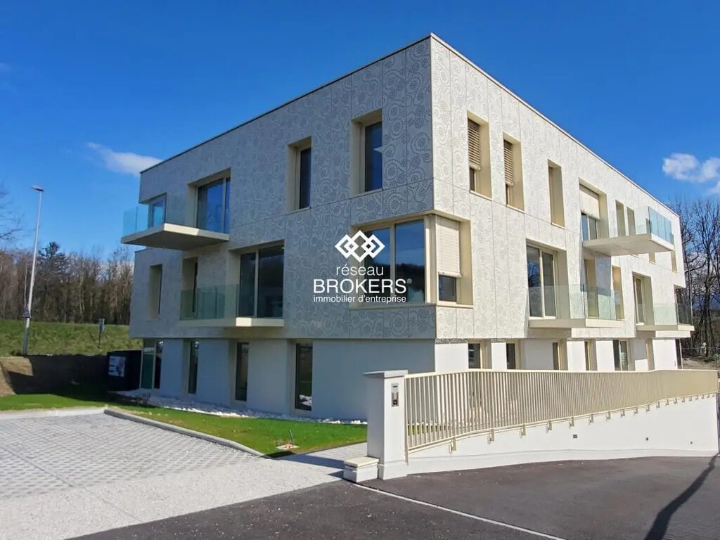 Vente Bureaux 193 m² - Photo 1