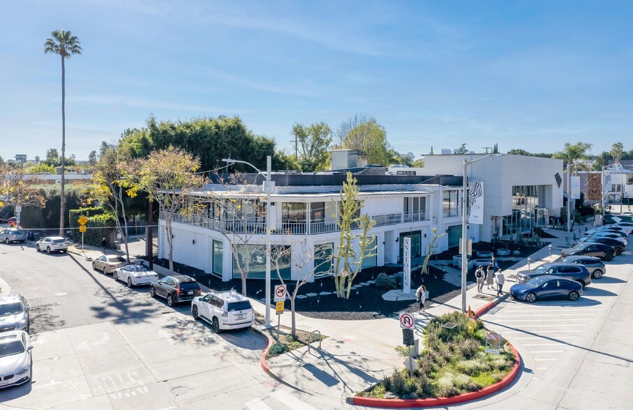 8670-8672 Melrose Ave, West Hollywood, CA for rent - Building Photo - Image 1 of 5