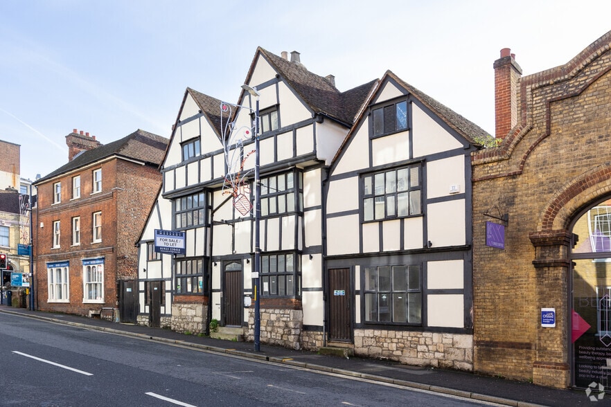 45-47 Earl St, Maidstone to rent - Primary Photo - Image 1 of 2