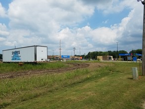 8035 Joliff Bridge Rd, Centralia, IL for sale Building Photo- Image 1 of 1