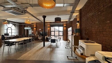 19 Mason St, Manchester to rent Interior Photo- Image 2 of 7