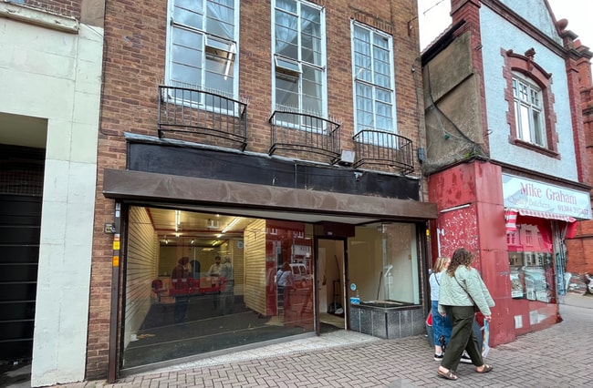More details for 10 Market St, Stourbridge - Retail to Rent