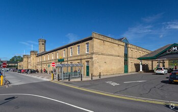 699 Penistone Rd, Sheffield for sale Primary Photo- Image 1 of 1