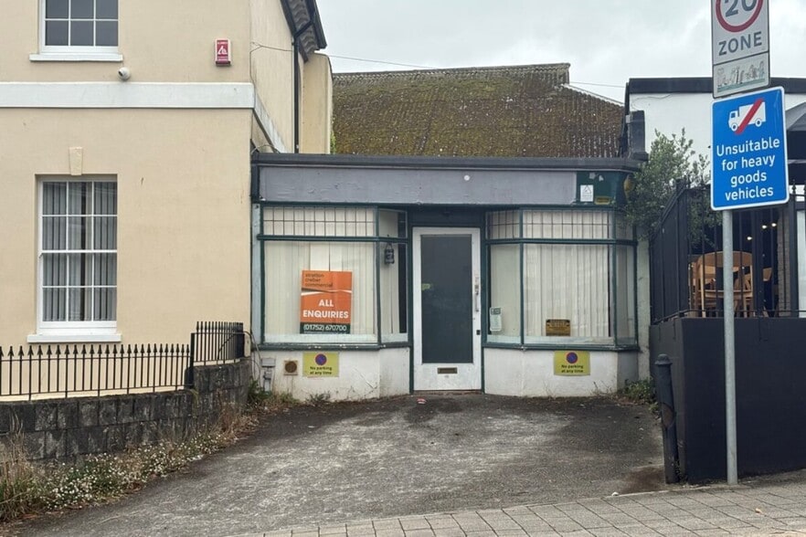 The Parade, Liskeard to rent - Building Photo - Image 1 of 3
