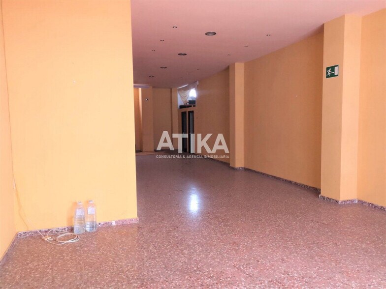 Retail in Ontinyent, Valencia to rent - Interior Photo - Image 2 of 5