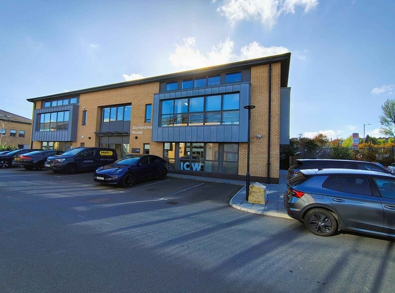 478 Castlereagh Rd, Belfast for sale - Primary Photo - Image 1 of 1