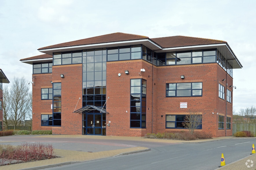 2 Parker Ct, Stafford for sale - Primary Photo - Image 1 of 1