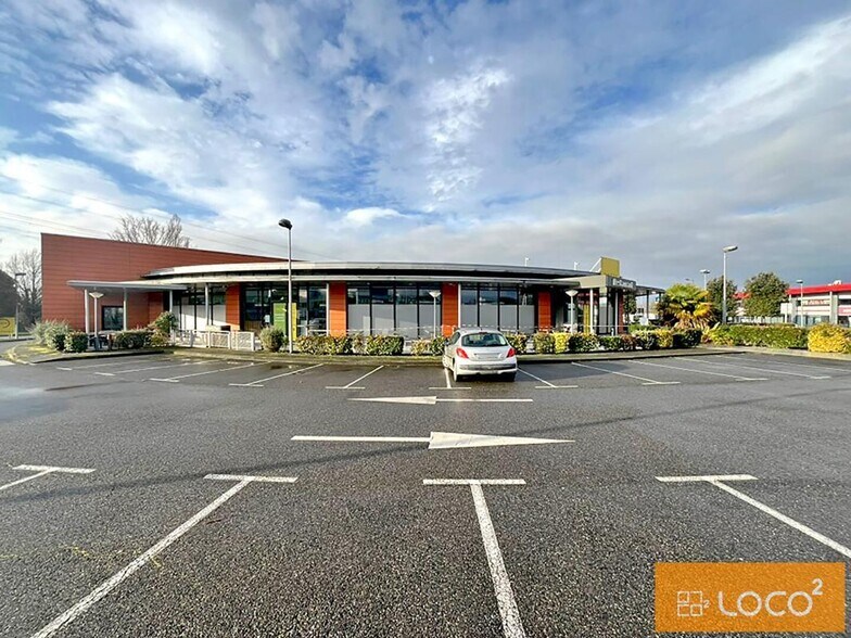 1 Rue De L'Ourmede, CASTELNAU-D'ESTRETEFONDS to rent - Building Photo - Image 1 of 8