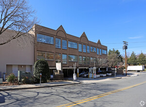 4940 Hampden Ln, Bethesda, MD for rent Building Photo- Image 1 of 3