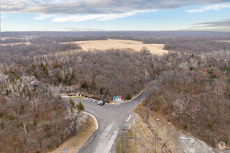 1550 S Geospace Dr, Independence, MO - aerial  map view