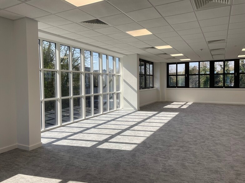 Theobald St, Borehamwood for sale - Building Photo - Image 3 of 10