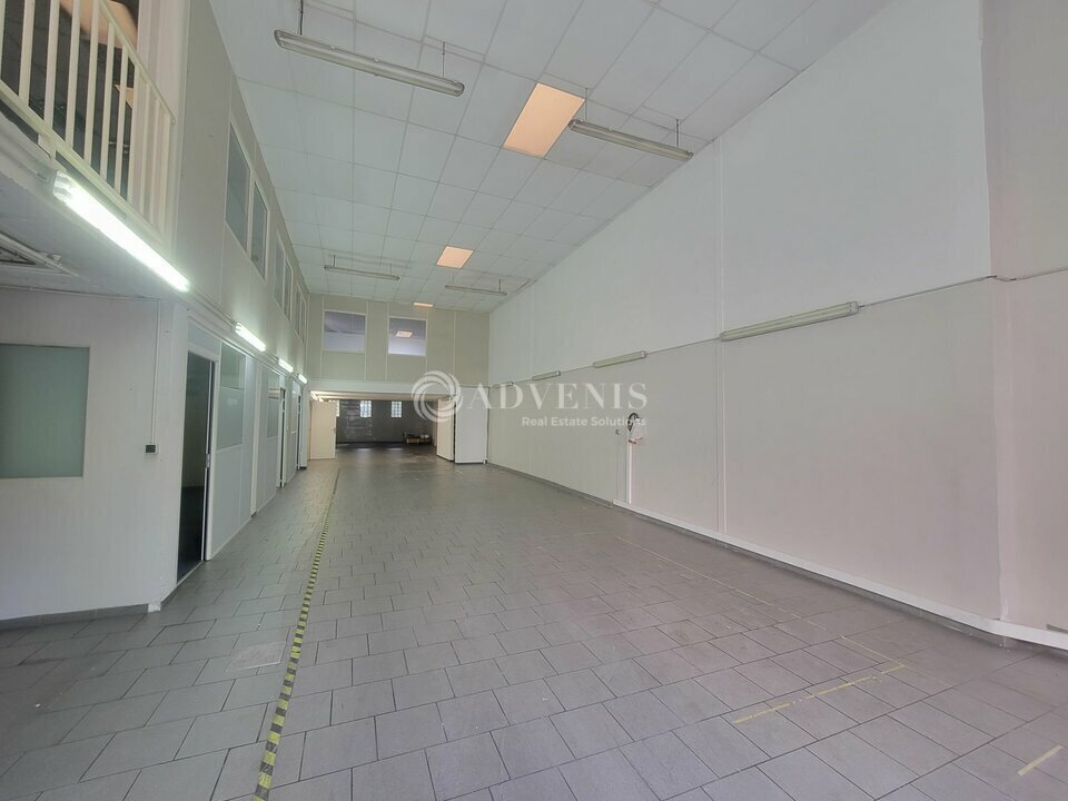 34 Rue Louis Ulbach, Courbevoie to rent Interior Photo- Image 1 of 9