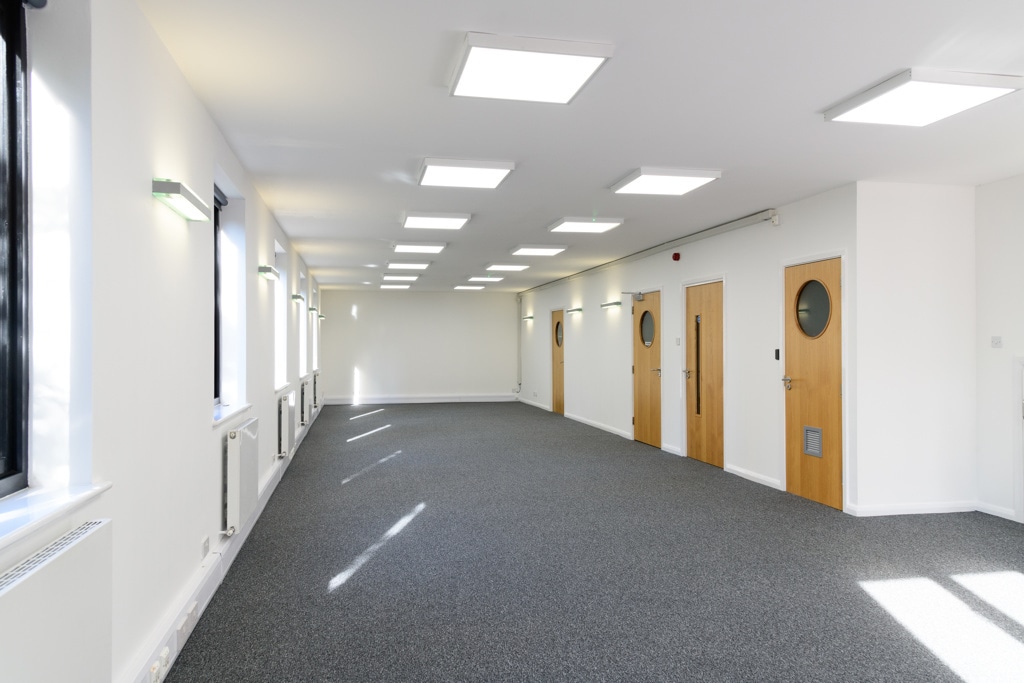 3-7 Canon Harnett Ct, Milton Keynes to rent Interior Photo- Image 1 of 4