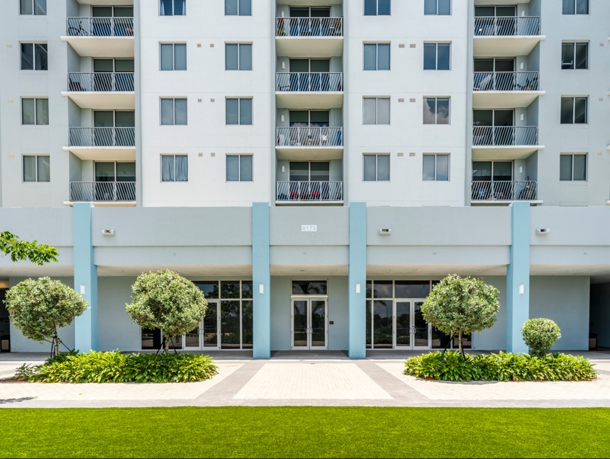 8175 NW 107th Ave, Doral, FL to rent Interior Photo- Image 1 of 6