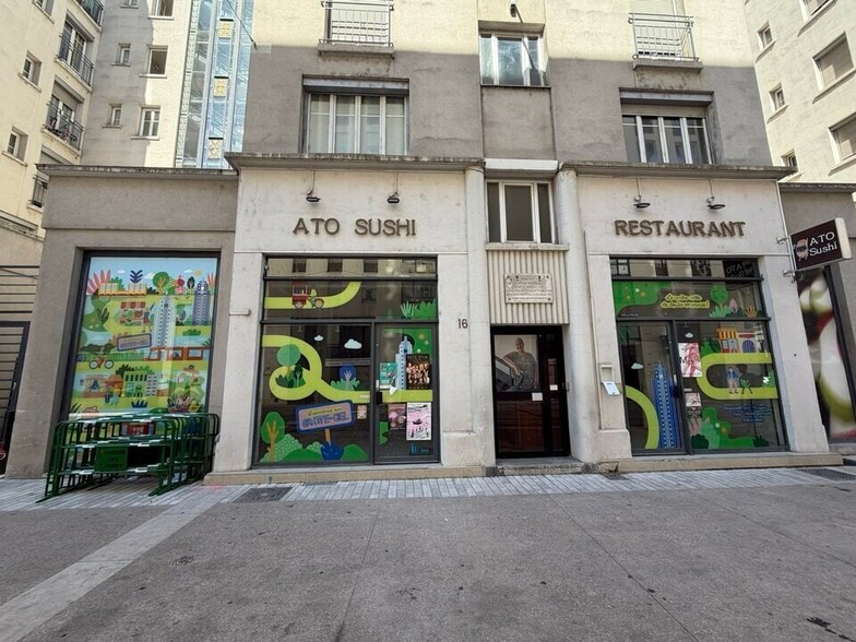 16 Rue Paul Verlaine, Villeurbanne to rent - Building Photo - Image 1 of 9