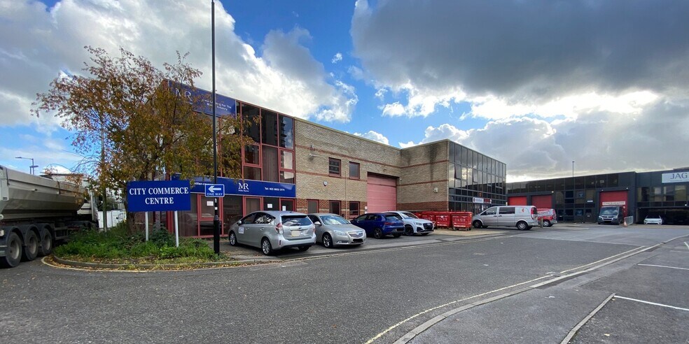 Marsh Ln, Southampton for sale - Building Photo - Image 1 of 1