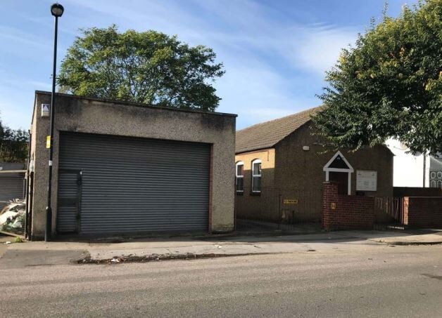 11 Cuckoo Hall Ln, London for sale Primary Photo- Image 1 of 1