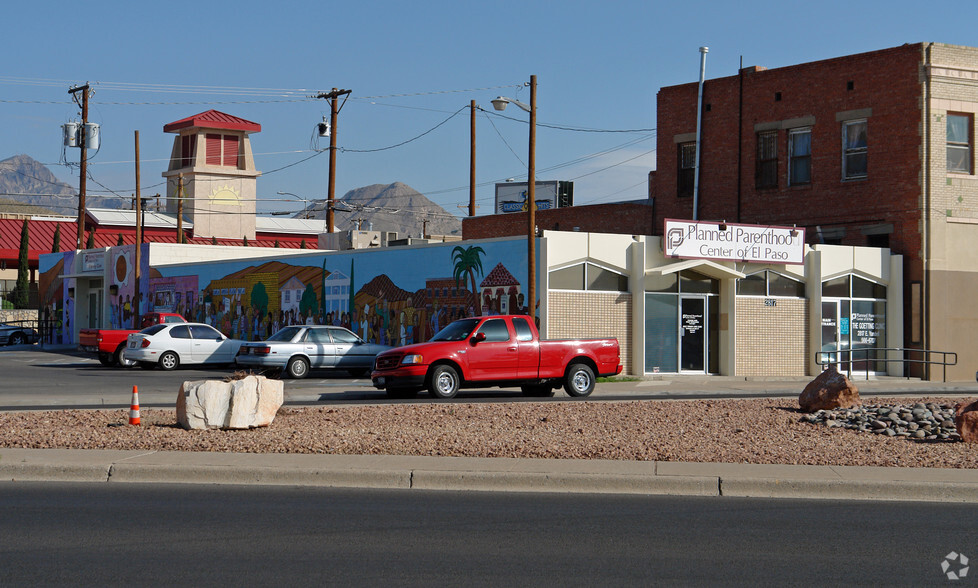 2817 E Yandell Dr, El Paso, TX for rent - Primary Photo - Image 1 of 6