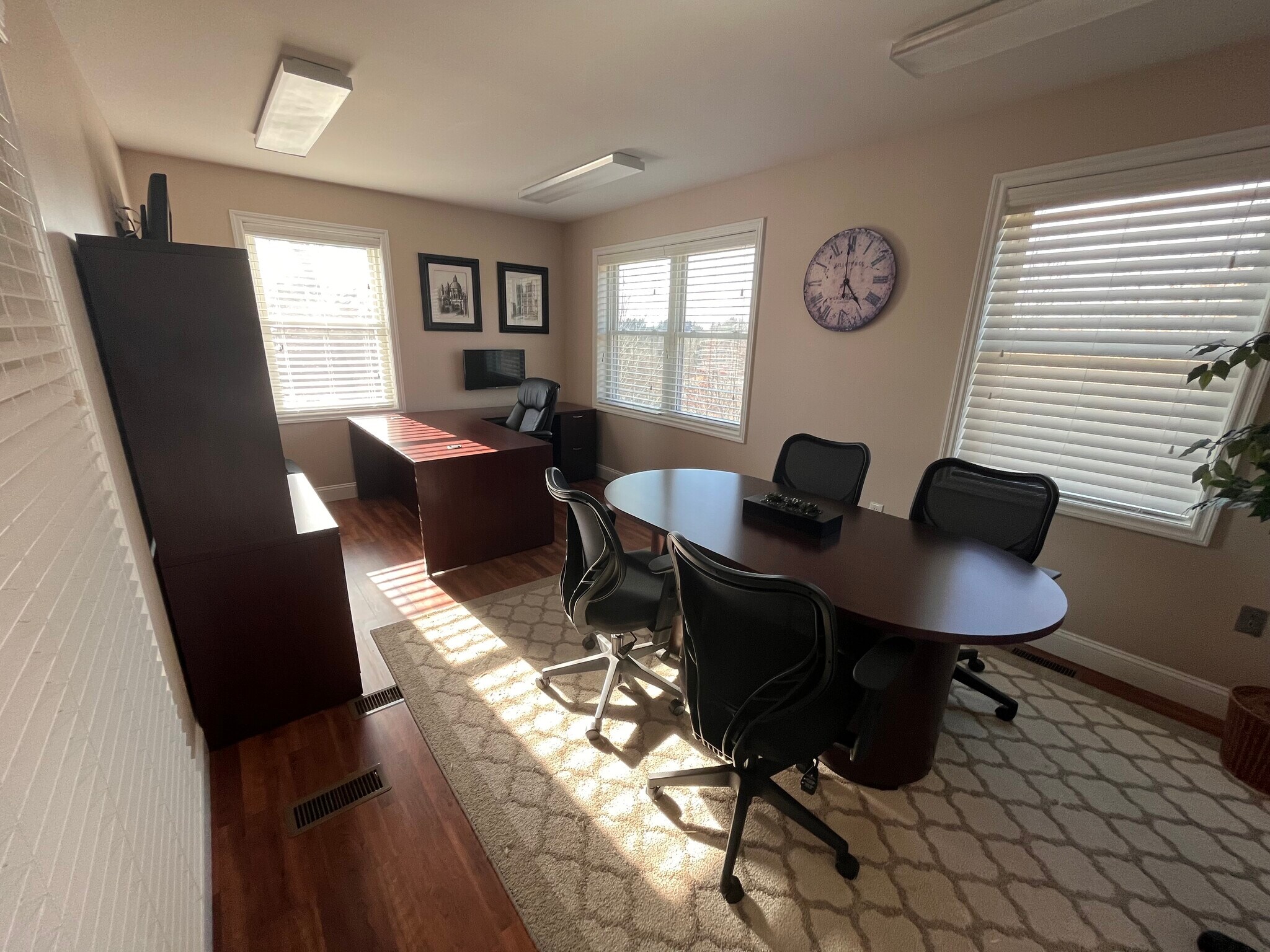 22 BRADY DR, Hudson, NH to rent Interior Photo- Image 1 of 8