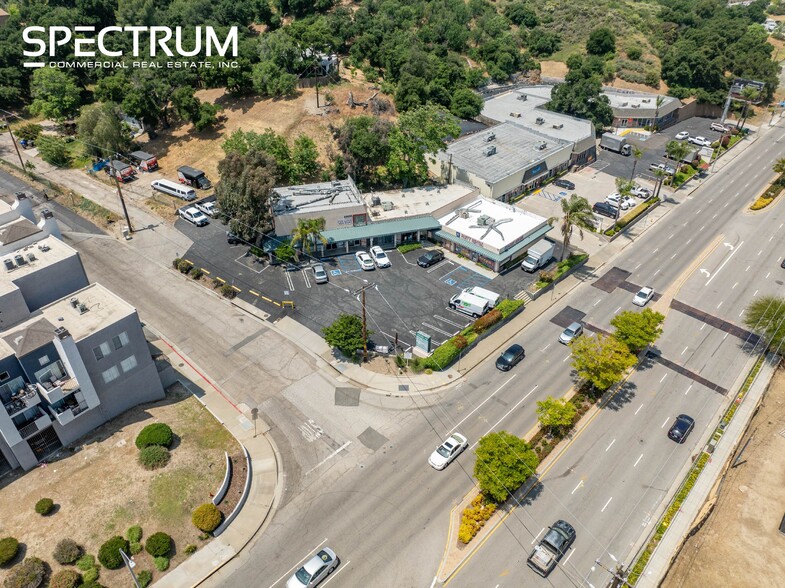 23655 Newhall Ave, Newhall, CA for sale - Building Photo - Image 3 of 28