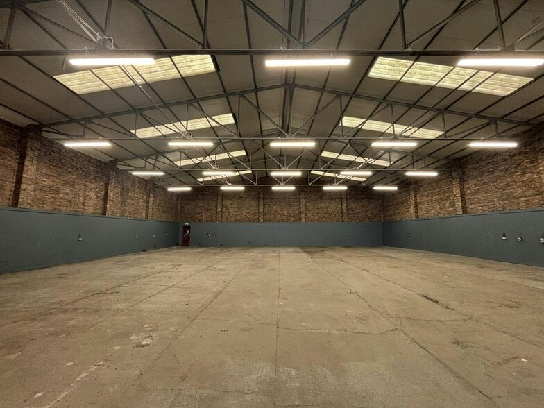 13 Scotts Rd, Paisley to rent - Building Photo - Image 1 of 2