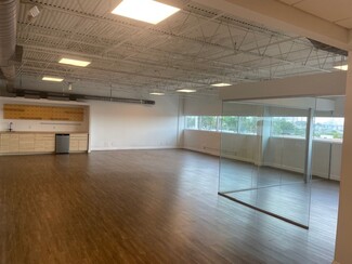 More details for 2755 E Oakland Park Blvd, Fort Lauderdale, FL - Office for Rent