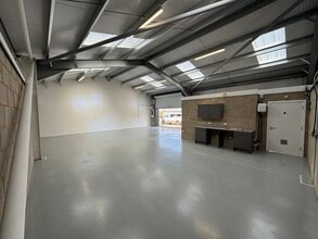 Thurleigh Rd, Bolnhurst to rent Interior Photo- Image 2 of 3