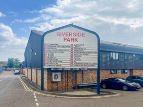 Dogflud Way, Farnham to rent Other- Image 2 of 11