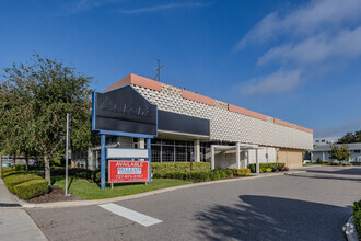 5055-5055 Park Blvd, Pinellas Park, FL for rent Primary Photo- Image 1 of 4