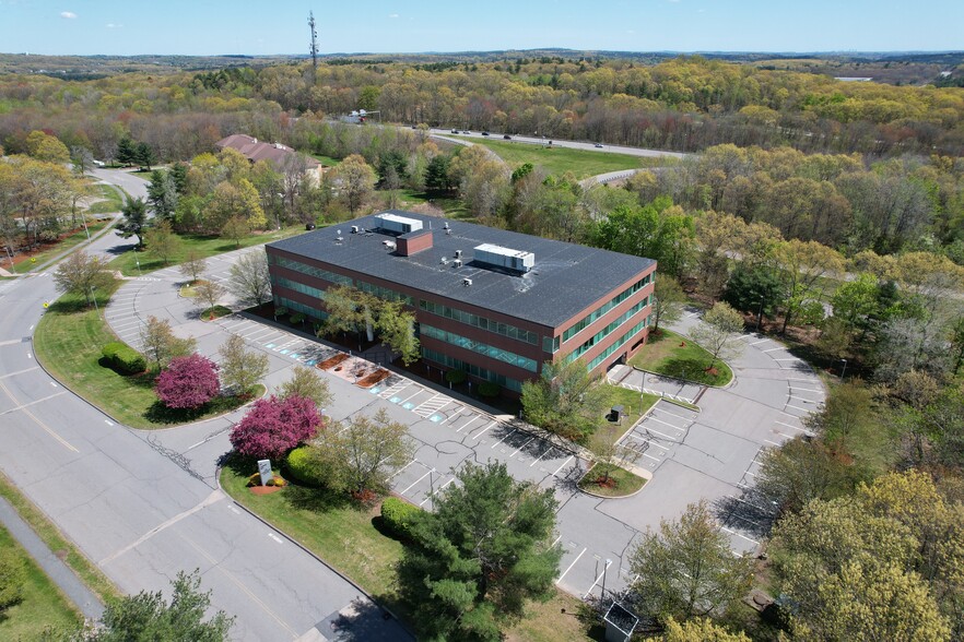 One Technology Dr, Westborough, MA for rent - Building Photo - Image 2 of 8