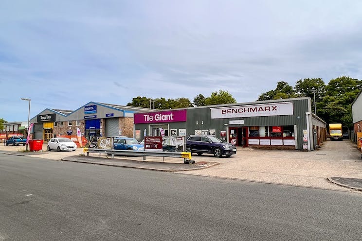 Guildford Road Trading Estate, Farnham for rent - Building Photo - Image 1 of 1