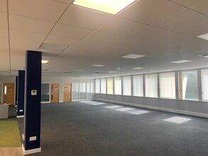 Corinium Ave, Gloucester to rent Interior Photo- Image 2 of 5