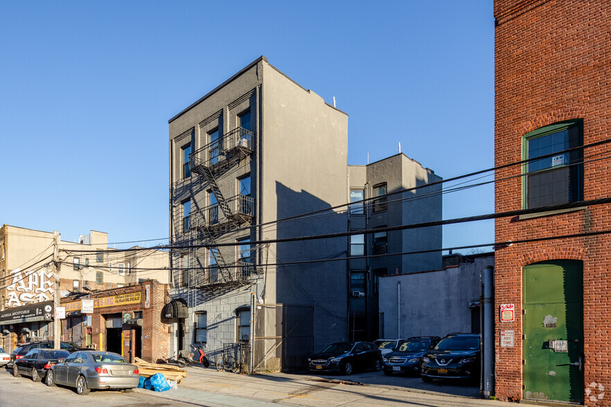 4029 23rd St, Long Island City, NY for sale - Primary Photo - Image 1 of 8