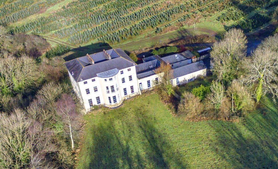 Stouthall Country Mansion, Reynoldston for sale - Primary Photo - Image 1 of 1