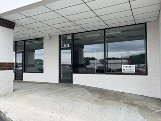 More details for 1401-1433 S Pollock St, Selma, NC - Retail for Rent