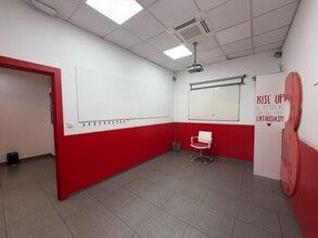 Retail in Alcorcón, Madrid to rent Interior Photo- Image 2 of 5
