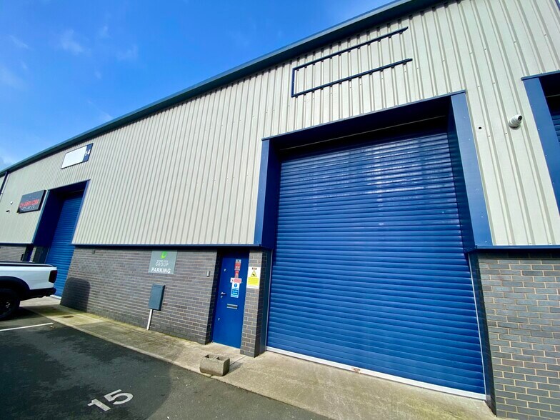 Twin Brook Rd, Clitheroe to rent - Building Photo - Image 2 of 2