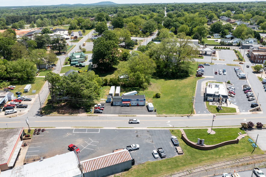 15 N Carolina Ave, Maiden, NC for sale - Aerial - Image 2 of 11