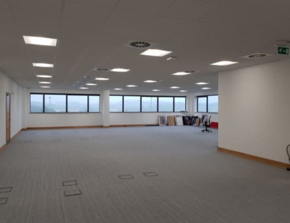 Kingswood Lakeside, Cannock to rent - Interior Photo - Image 3 of 5