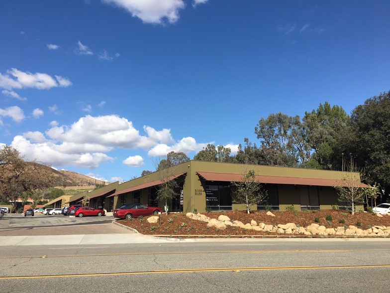 31133-31139 Via Colinas, Westlake Village, CA for rent - Building Photo - Image 1 of 1