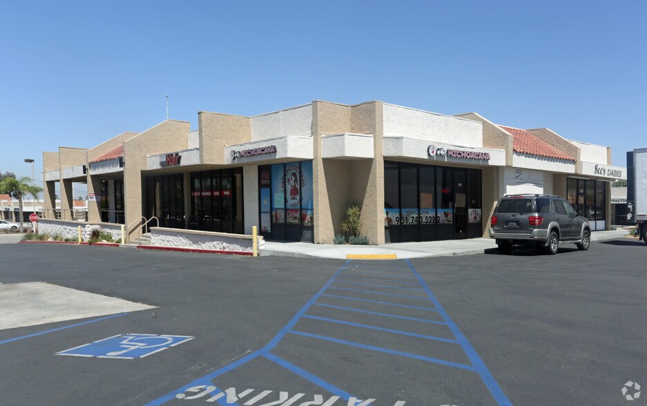 830-848 Tri City Ctr, Redlands, CA for sale - Primary Photo - Image 1 of 1