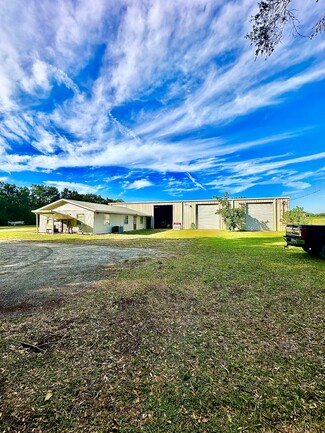 More details for 465 E Collins St, Umatilla, FL - Light Industrial for Rent