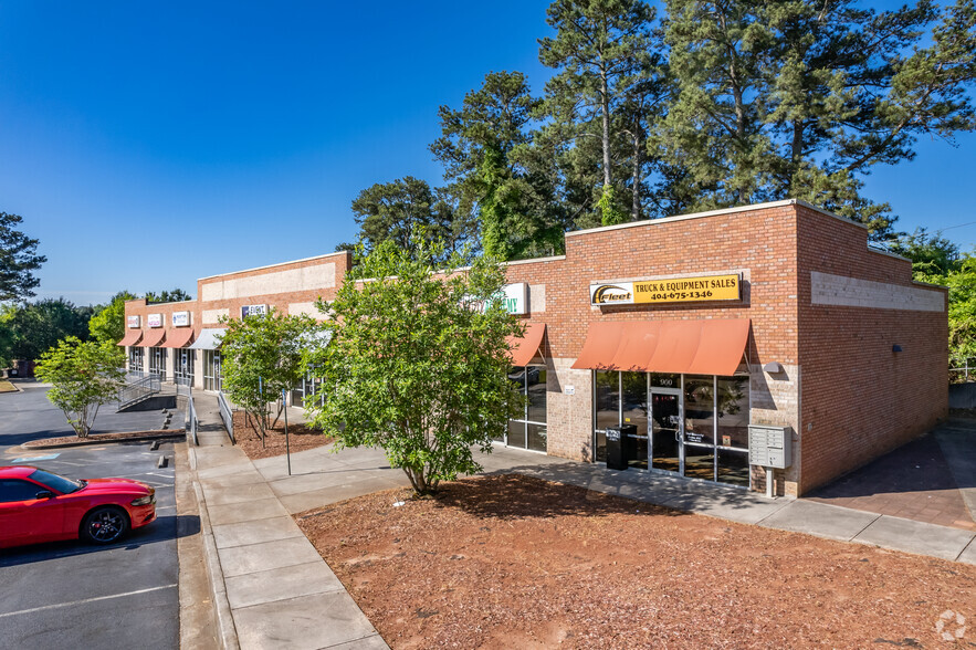 747 Davis Rd, Stockbridge, GA for sale - Building Photo - Image 1 of 1