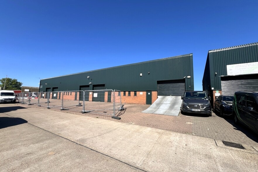 London Rd, South Ockendon for sale - Building Photo - Image 3 of 3