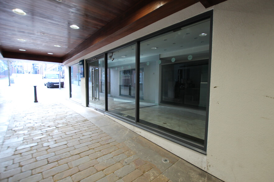 Unit 6 Regent St, Knutsford for rent - Building Photo - Image 2 of 8