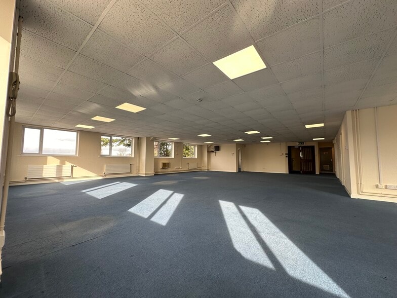 Bridge Rd, Telford to rent - Interior Photo - Image 3 of 5