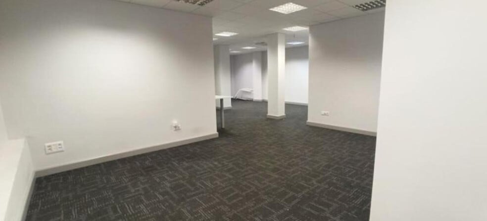 Office / Retail in Toledo, Toledo to rent - Interior Photo - Image 1 of 3